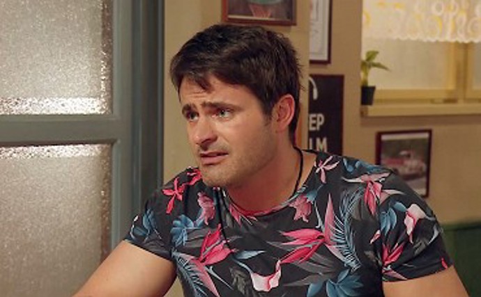 V seriálu Ohnivý kuře.