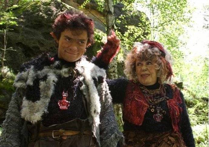 Láska rohatá se pyšní skvělými kostýmy herců