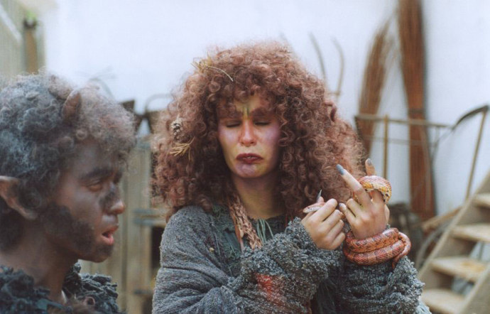 Po Lucii Bílé přebrala štafetu Monika Absolonová.