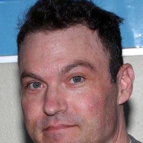 Sladký David už rozhodně není sladký, ale v jeho tváři se zrcadlí spíše troska.