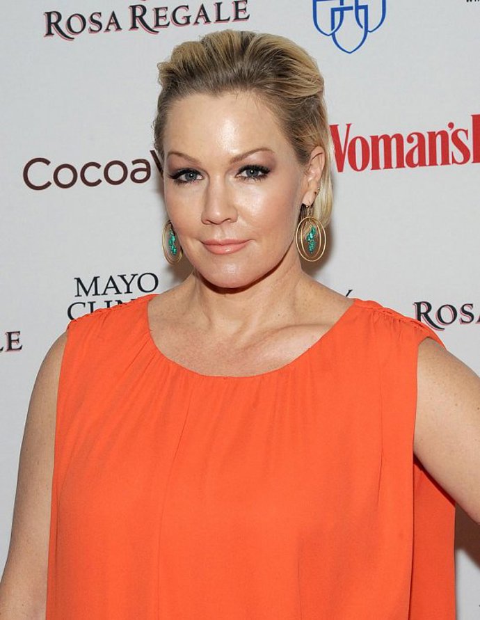 Kelly už také není ta křehká sladká blondýnka. Zestárla, zakulatila se a její peněženka zná jistě magii plastické chirurgie.