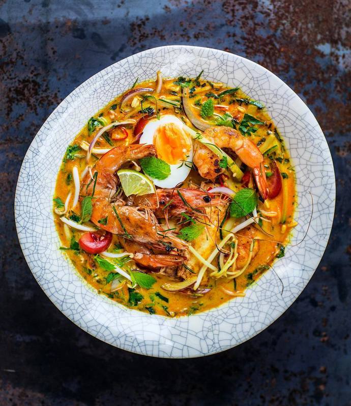 Mořské plody Kamu miluje a připravuje je znamenitě.