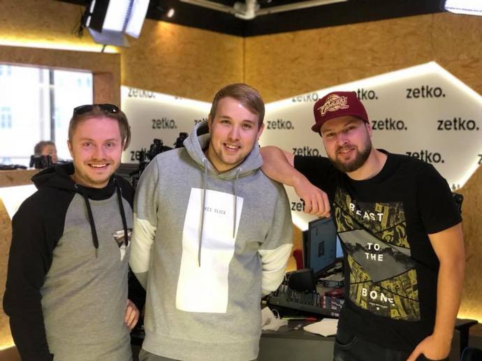 Jirka a kluci z kapely Poetika.