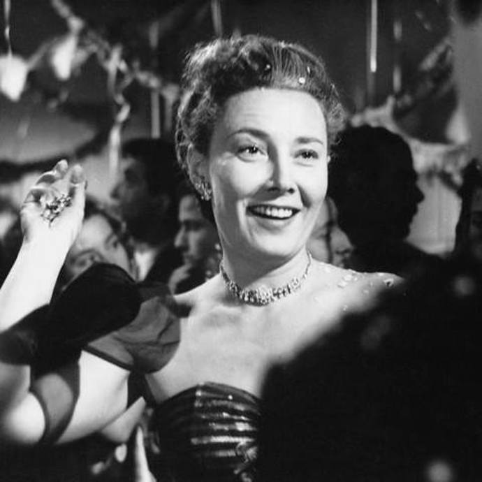 V červenci 1947 se provdala za loutkáře Jana Kopeckého (potomka známé loutkářské rodiny Kopeckých a synovce komunistického ministra informací Václava Kopeckého). Po převratu spolu uprchli na Západ.