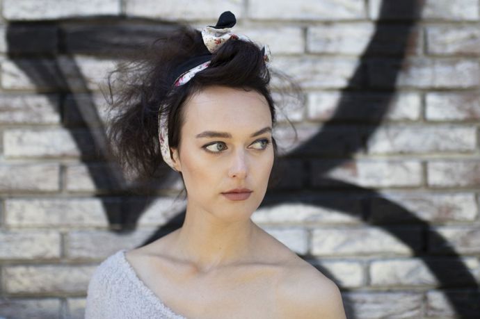 Ozdoby do vlasů jsou trendy