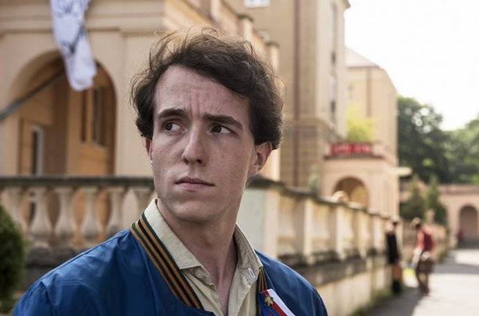 Viktor Zavadil se role zhostil se ctí.