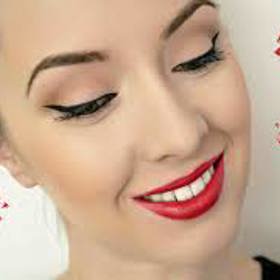 Vyzkoušejte si namalovat rudé rty a uvidíte tu změnu