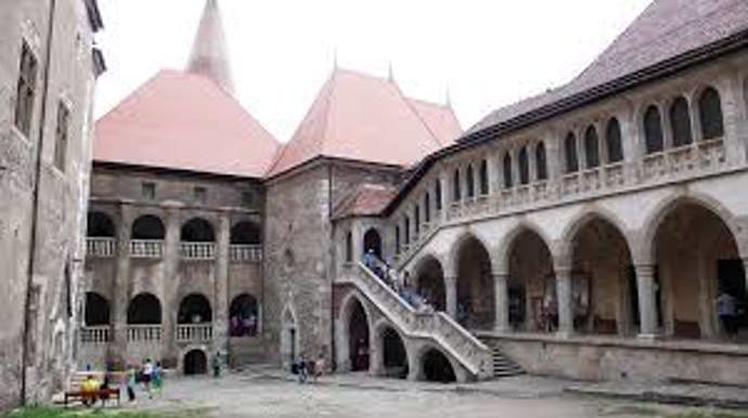 Hrad, kde byl Drákula vězněn