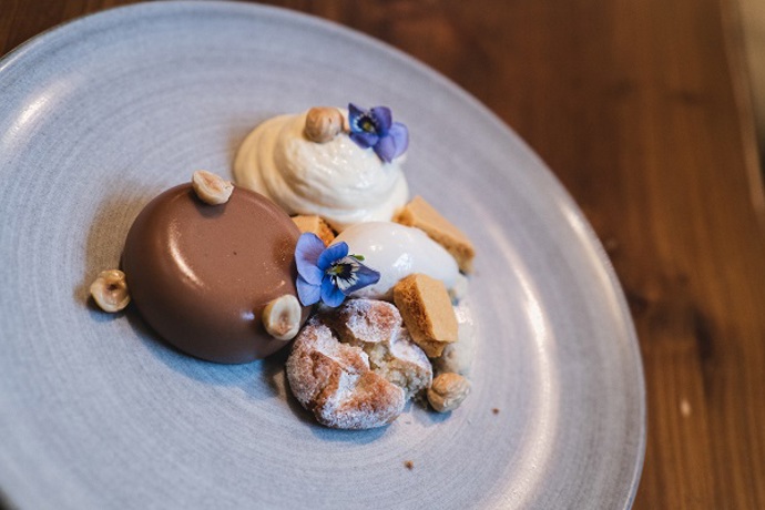 Dezerty vypadají jako umělecká díla.