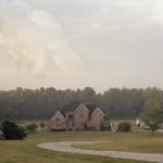 Vliv uhelného průmyslu na kulturu a krajinu v oblasti Appalachia (ze série „Removing Mountains“ od Daniela Shey).