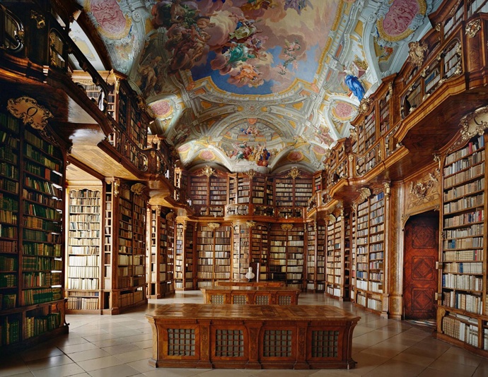 The St. Florian Monastery Library (Rakousko).
