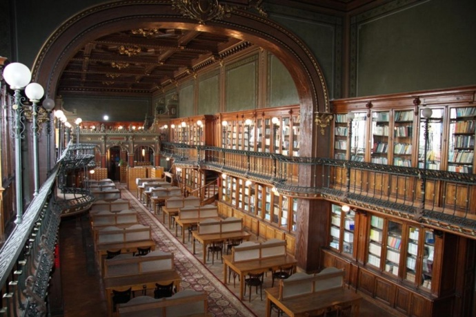 Library of the Technical University (Rumunsko).