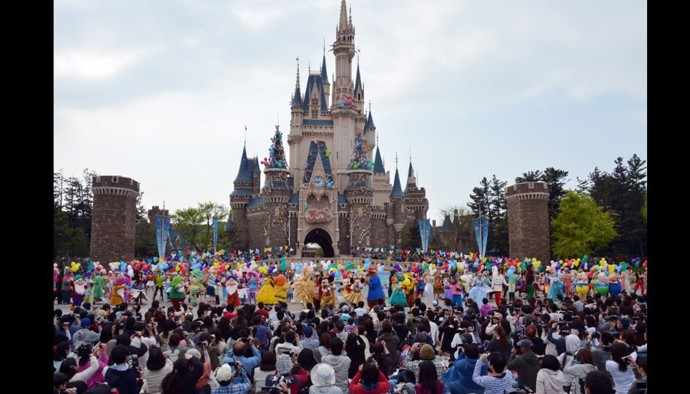 Disneyland (Tokio, Japonsko).