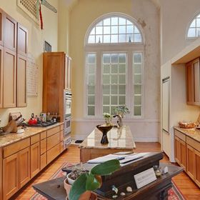 Beyoncé a Jay-Z koupili bývalý kostel. Má největší střešní zahradu v New Orleans