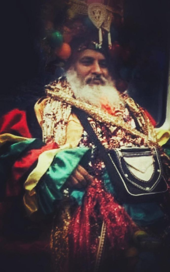 Cestující v metru z 16. století.