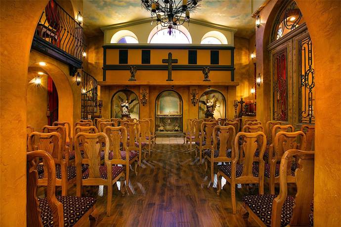 Prohlédněte si Thriller Villu, bývalé sídlo Michaela Jacksona v Las Vegas