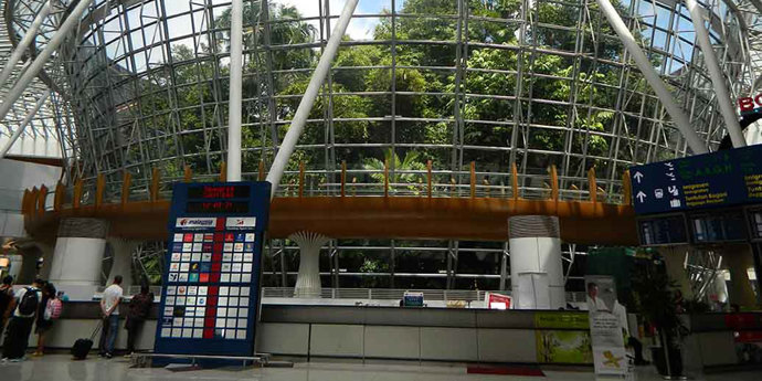 Mezinárodní letiště Kuala Lumpur – návštěva místní botanické zahrady opravdu stojí za to.