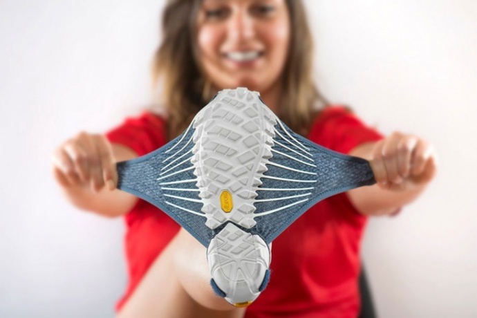 12. Boty, které vám perfektně padnou. Zavinout a jít. Geniálně jednoduchý design od Masayi Hashimoto.