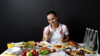 Wrestlerka Elif Jale Yesilirmak a jejích 3 000 kalorií.