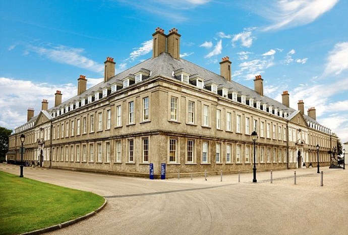 Prohlédněte si expozice Irského národního muzea v Dublinu.