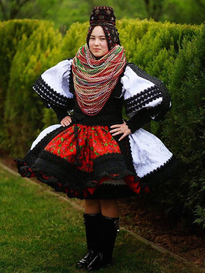 Nevěsta vdávající se na území Oaşu v Rumunsku.