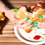 Při sedavém zaměstnání si pořádně hlídejte, co konzumujete.