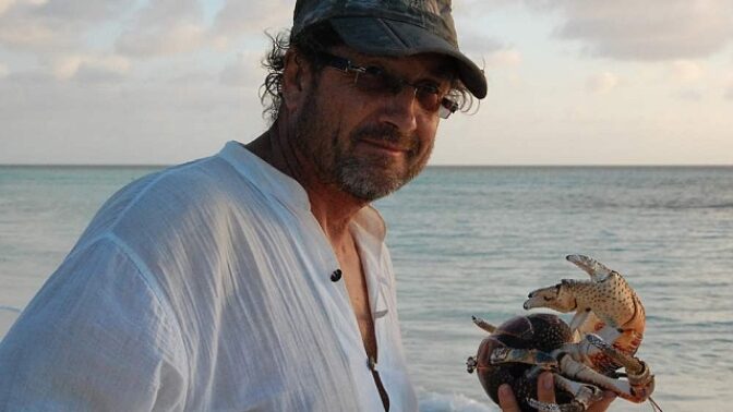 Steve Lichtag je autorem populárního snímku Dobrodružství oceánů: Carcharias – Velký bílý.