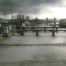 Millennium Bridge.
