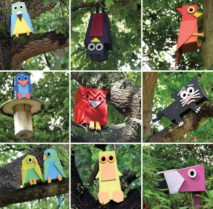 Muž, který propadl výrobě ptačích budek