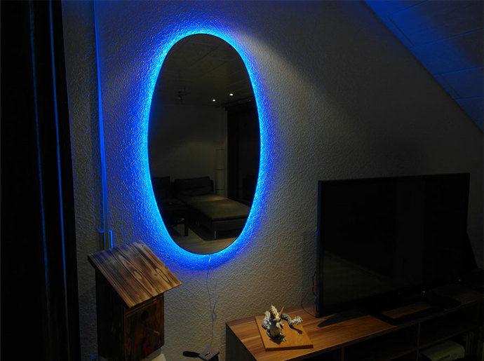 Zrcadla inspirovaná videohrou