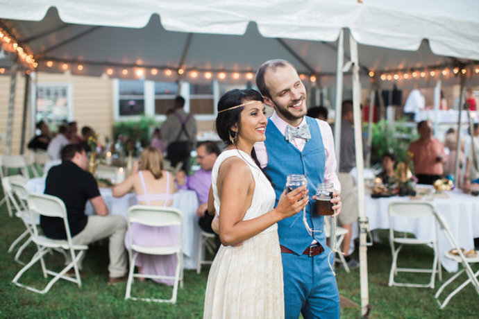 „Moje máma byla skutečně šťastná, že naši svatbu může pořádat.“ – Mallory Nezam