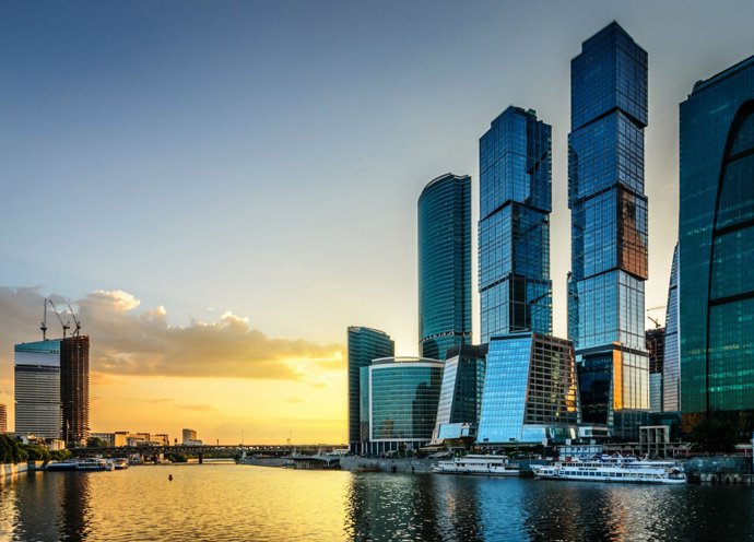 I Moskva ale podléhá modernizaci a typická architektura postavená za ozdobnosti je na ústupu.