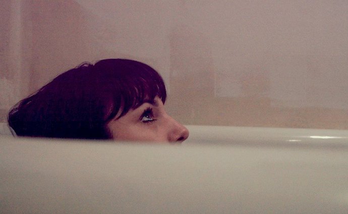 Dopřejte si před spaním koupel ve vaně – je to skvělý relax.