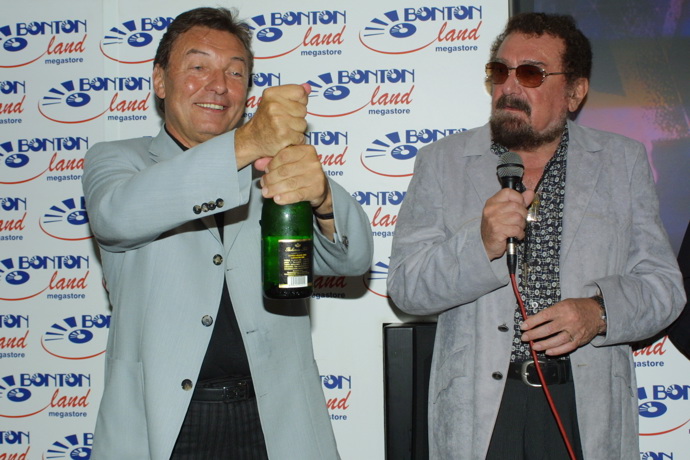 Dvě pěvecké legendy Karel Gott a Waldemar
Dvě pěvecké legendy Karel Gott a Waldemar