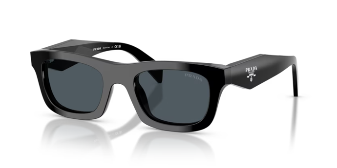 Prada, 10 699 Kč

