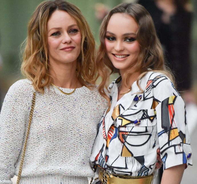 Geny neošidíte! To ví i Vanessa Paradise s dcerou Lily-Rose Depp.
