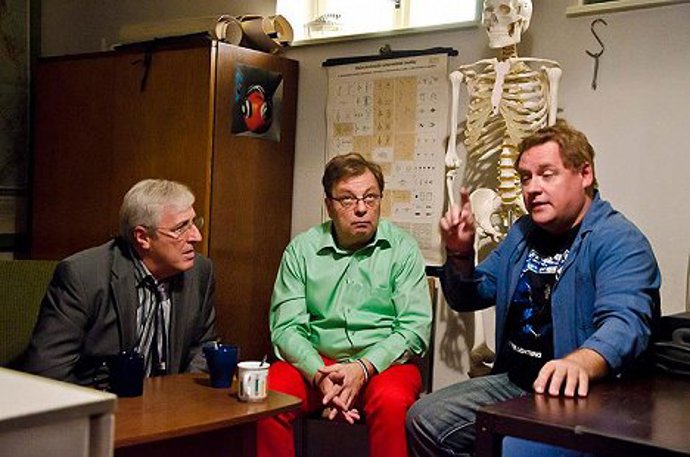 Seriál Gympl s ručením omezeným se objevil na obrazovkách v roce 2012. I zde Karel Heřmánek zazářil po boku dalších hereckých hvězd.
