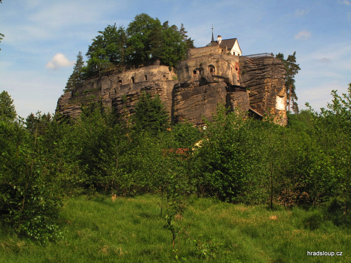 Hrad Sloup
