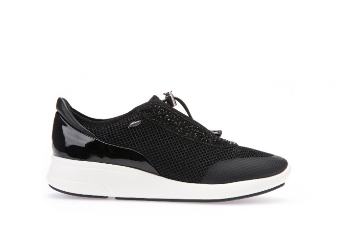 VELKÁ SOUTĚŽ: Shoes First je opět tady a s ní velká spousta bot!!!