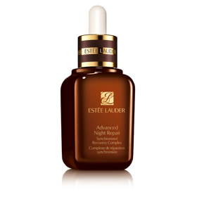 ESTÉE LAUDER představuje REVITALIZING SUPREME, zachránce pro moderní ženu