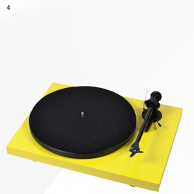Gramofon Pro-Ject Debut Carbon OM10 Gramofon Pro-Ject Debut Carbon OM10