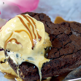 Božské brownies se zmrzlinou