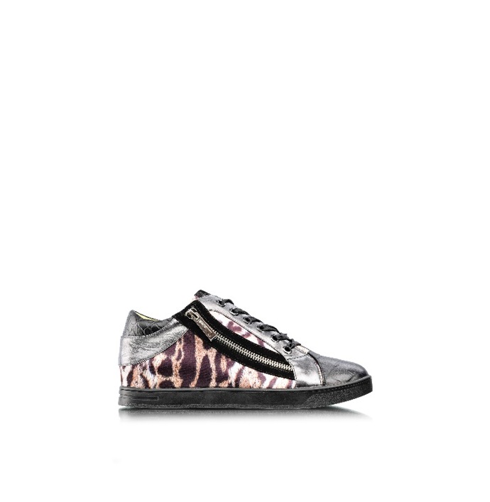 VELKÁ SOUTĚŽ: Shoes First je opět tady a s ní velká spousta bot!!!