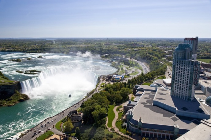 Realita: Niagárské vodopády v USA Realita: Niagárské vodopády v USA
