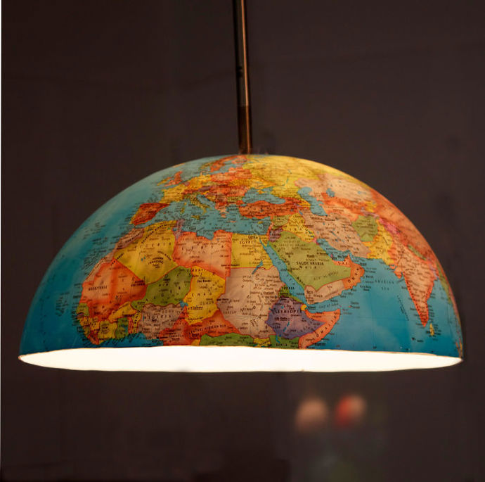 Lustr s mapou Lustr s mapou