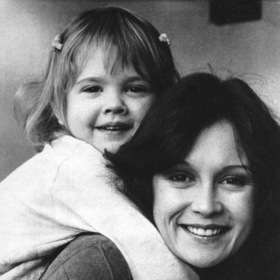 Drew Barrymore a její maminka Jaid Drew Barrymore a její maminka Jaid