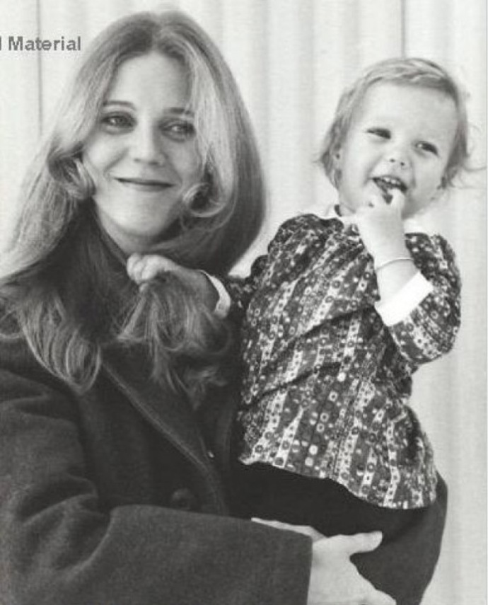 Gwyneth Paltrow a její maminka Blythe Gwyneth Paltrow a její maminka Blythe