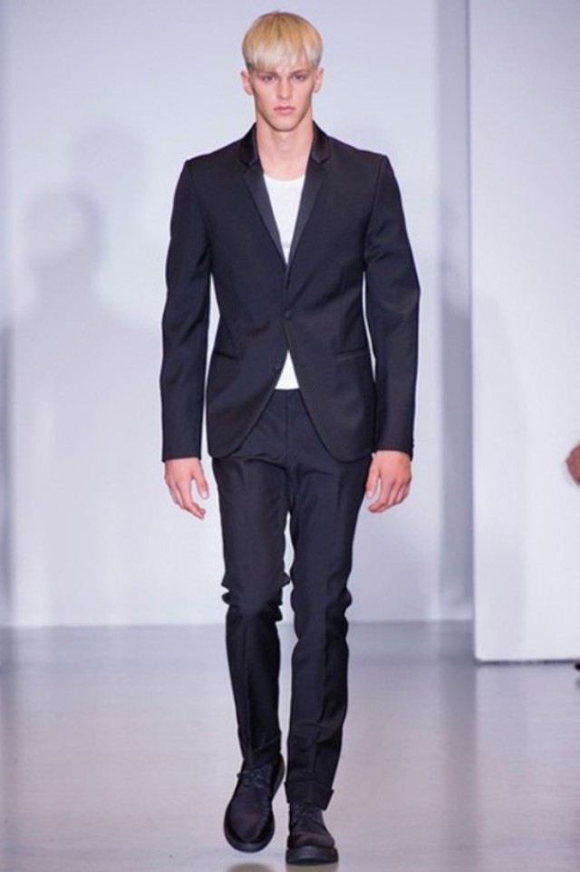 6-men-2014-fashion-trends-to-choose-and-try-on-your-wedding-day-5-500x751