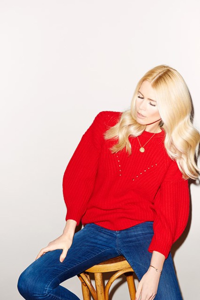 Top modelka Claudia Schiffer přišla se svojí značkou až letos. Barvy svetrů jsou inspirované jejími cestami po Španělsku, takže rozzáří i ty nejpošmournější podzimní a zimní dny. Ceny se pohybují kolem 190 liber. Top modelka Claudia Schiffer přišla se svojí značkou až letos. Barvy svetrů jsou inspirované jejími cestami po Španělsku, takže rozzáří i ty nejpošmournější podzimní a zimní dny. Ceny se pohybují kolem 190 liber.