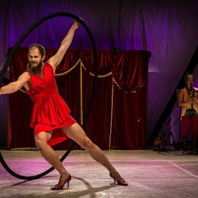 Za novým cirkusem do Trutnova: probíhá jedinečný festival Cirk-UFF!